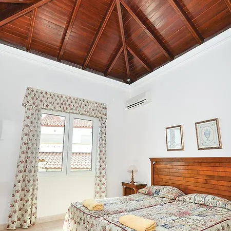 Sleeps 10 Air Con Wifi ヴィラ Chayofa